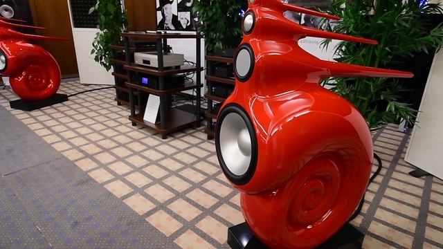 Bowers & Wilkins B&W NAUTILUS - TOP Floorstanding Speakers - Lautsprecherboxen - Reprosoustavy