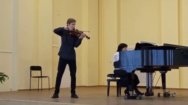 Ф. Крейслер Граве в стиле Баха Г. Венявский Скерцо-Тарантелла смотреть онлайн