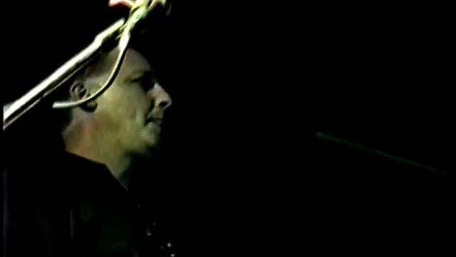TBone Bradley at Open Mic night w/GTR 1998 смотреть онлайн