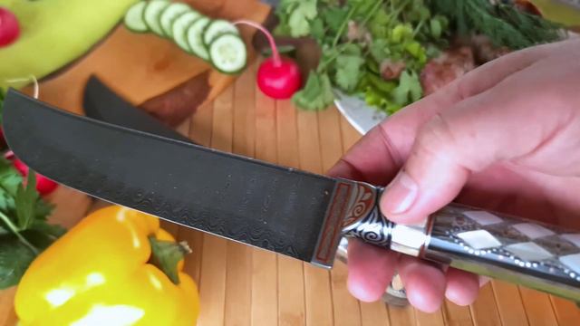 Мощный пчак!Идеально подходит для выполнения разных задач,будь то нарезка мяса или работа с деревом смотреть онлайн