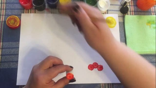 Рисование-экспериментирование "Оттиск крышечками" смотреть онлайн