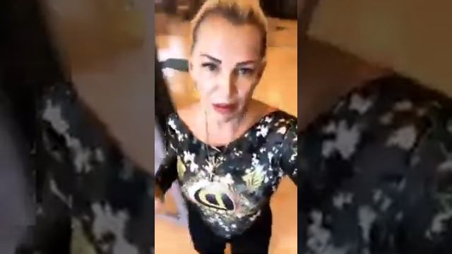 Фитнес гуру Елена Санжаровская. Sanzhlena. Информативный душевный эфир, и про талию. 4.02.19 смотреть онлайн