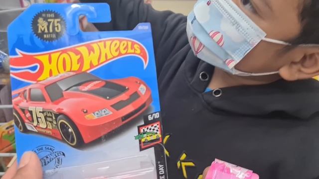 Lucu Zefa Makan Marshmallow ? смотреть онлайн