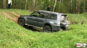 Grand Cherokee Pajero Prado 150 сравнение драг в гору брод Toyota Mitsubishi 4 vs jeep wk2 дизель