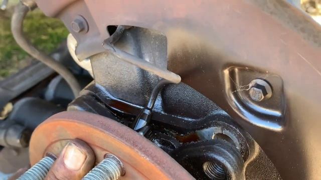 How to Replace Front Wheel Bearing Hub Assembly Ford Expedition Lincoln Navigator 2003-2006 смотреть онлайн