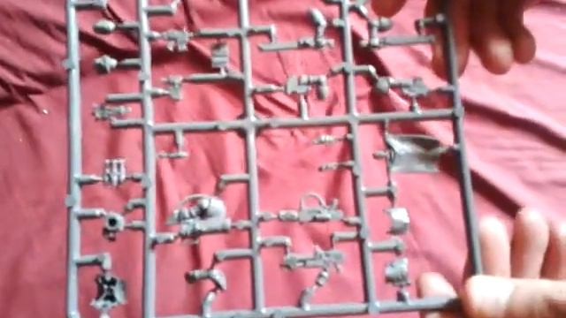 Unboxing a Warhammer 40k Tactical Marine unit смотреть онлайн