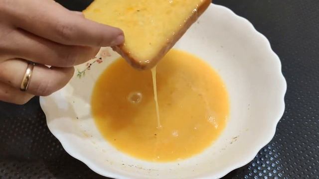 Сладкие гренки. Вкусняшка на завтрак! смотреть онлайн