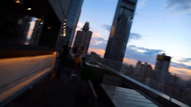 What Can $100 a night in NEW YORK CITY Get!? смотреть онлайн