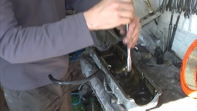 Воздушный фильтр в масле ВАЗ 2108 2109 21099 (карбюраторный) смотреть онлайн