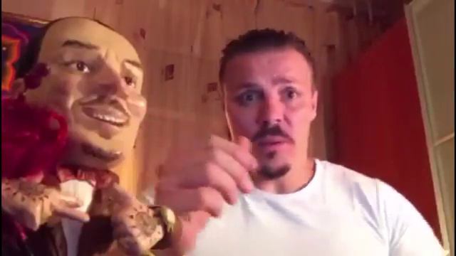 Не перечислили деньги за прошлый бой. Михаил Печёрский трус смотреть онлайн