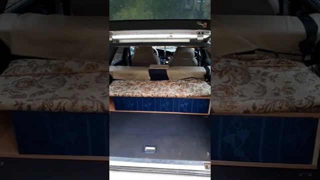мощный сабвуфер! звук в машине супер! слушать в наушниках. смотреть онлайн