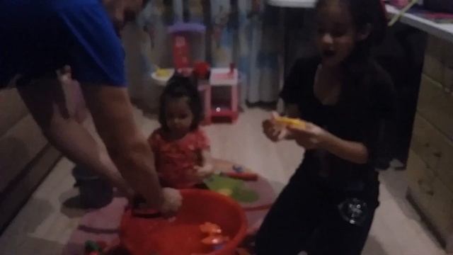Золотая рыбка исполняет желания) Смешное видео для детей 2019!!! смотреть онлайн