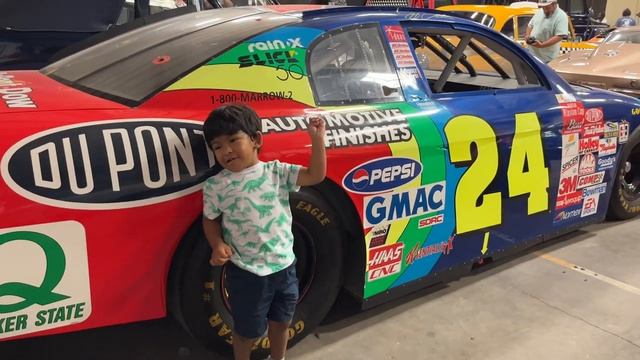 Austin’s ROCK & ROLL Car Museum смотреть онлайн