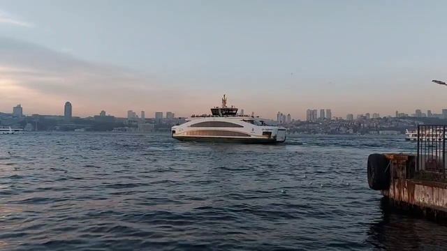А вы ходите посетить Стамбул? Какое место для Вас самое любимое? смотреть онлайн