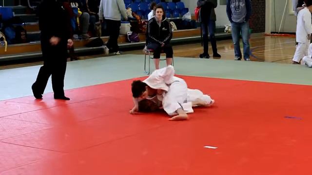 Oscar Robinson versus Daniel Lloyd смотреть онлайн