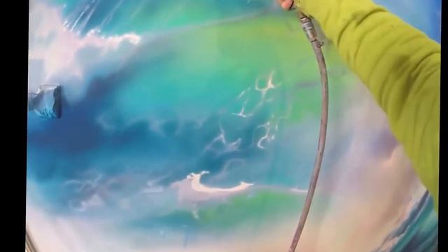 Painting an ocean WAVE - Airbrush /spraygun mural смотреть онлайн