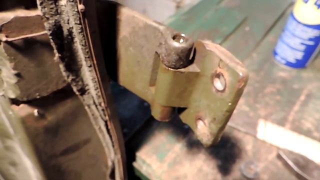 петли УАЗ-469