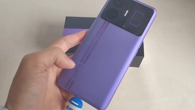Realme GTNeo5 240W Fast Charging Phone Quick Talk, What is the Best way to solve battery anxiety? смотреть онлайн
