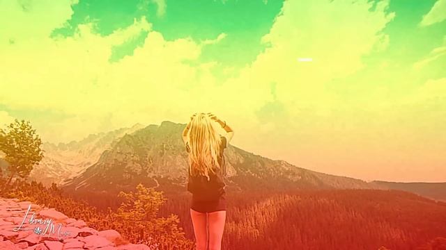 STUCK ON YOU | Reggae Cover Version 2023 (Lyric Video) смотреть онлайн