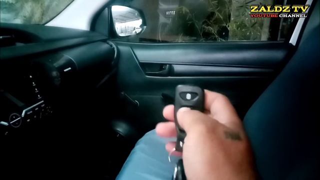 DONE INSTALLED REMOTE KEYLESS ENTRY INTO TOYOTA HILUX смотреть онлайн