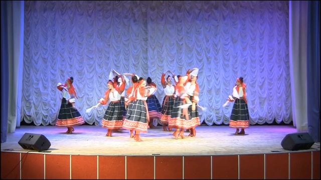 «Заплетися плетень» - старшая группа, Образцовый коллектив ансамбль народного танца «Капельки» смотреть онлайн