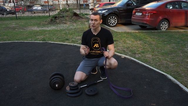 Что лучше: резиновый эспандер петля или гантели, штанга? смотреть онлайн