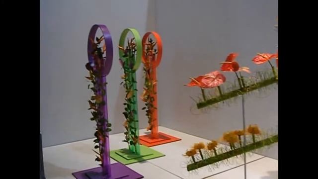 БУКЕТЫ ЦВЕТОВ. ЭКИБАНА ИЗ ЦВЕТОВ. смотреть онлайн