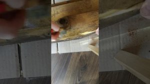 Удаляем клей и остатки поролона с дверной карты Гольф 4.