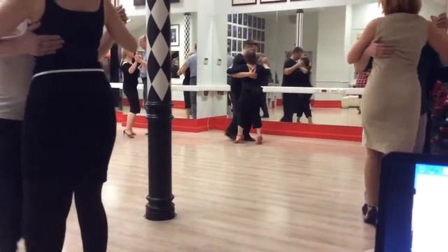 Milonga class in EdissaDNItango 22.01.18 смотреть онлайн