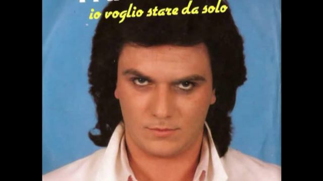 Gianni Panariello - Io voglio stare da solo смотреть онлайн