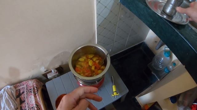 Индийская кухня рецепт Alu Tomato Готовим Дома. Индия Хроники смотреть онлайн