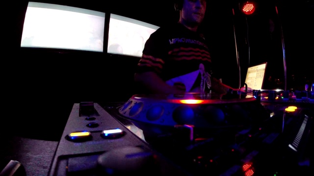 Efim Kerbut Live @ Party Club X.O. (г. Вологда). Part 2.