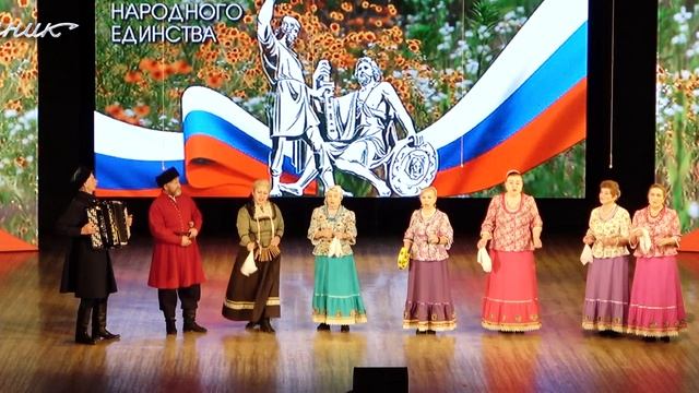 Молода я, молода - Вольница (Ровесник) Возьмёмся за руки, друзья (2022) Заречный смотреть онлайн