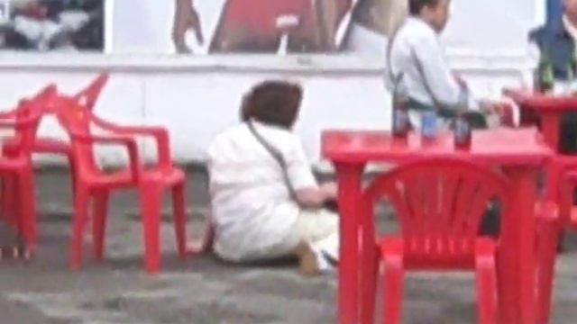 Пьяная баба у м. Калитва г. Россошь смотреть онлайн