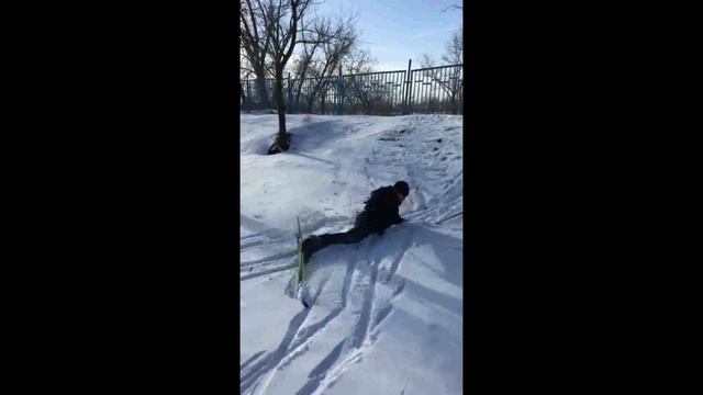 История о том,как я первый раз встал на лыжи смотреть онлайн