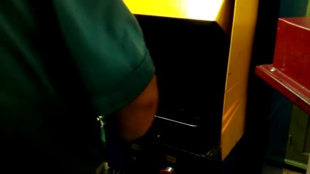 Приклеивание подошвы к заготовке смотреть онлайн