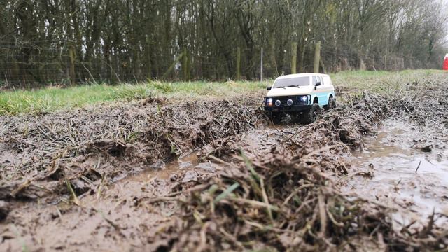 (TRAXXAS TRX-4M KILLER) Hobbyplus CR-18P Rock Van Unboxing, Review & Run Video