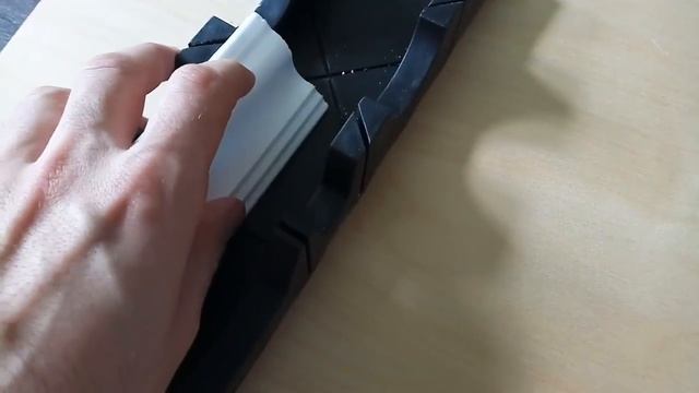 Сам Строй.Магазин.Балаково.Как подрезать потолочный плинтус для внутренних углов смотреть онлайн