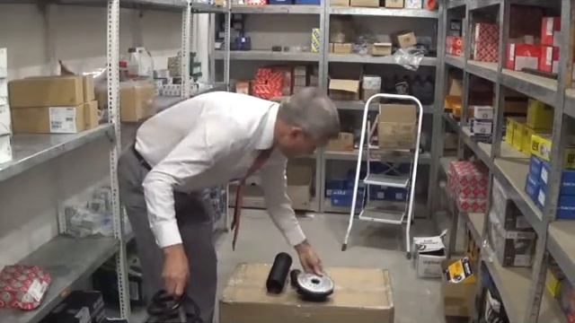 Фольксваген Т5 . Детали подвески и сцепления. смотреть онлайн