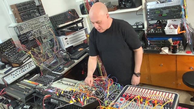 Improvised Experimental Dub Techno Performance with Soma Pulsar 23 and Buchla Music Easel смотреть онлайн
