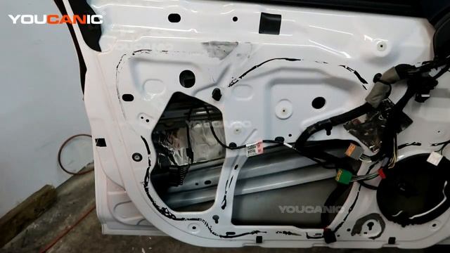 2012-2019 Ford Focus - Door Lock Actuator Replacement смотреть онлайн