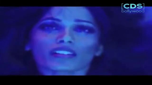 Freida Pinto Stripping Bruno Mars Low смотреть онлайн