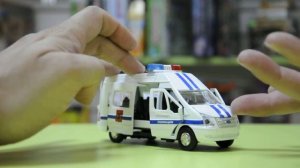 ТехноПарк 1:43 Микроавтобус Ford Transit Полиция 133668