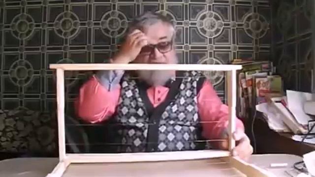 готовим пчел к зиме, как собрать гнездо у пчел на зиму и сколько сахара надо дать каждой семье пчел смотреть онлайн