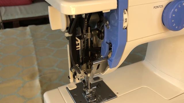 abrindo, limpando e lubrificando a janome 3022 com: claudia amorim смотреть онлайн