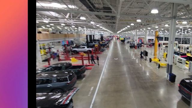 Rivian Factory Tour How It's Made.Today we tour the Rivian Factory in Normal, Illinois. смотреть онлайн