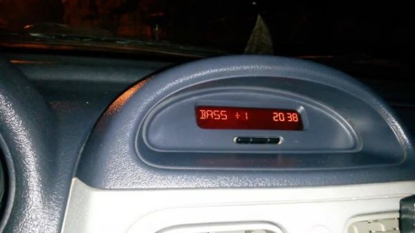 Эмулятор CD-чейнджера Yatour на Renault Simbol, треки с флешки