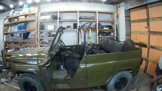 Собрал уаз 469, первый выезд на природу, умз-451 прет как трактор. смотреть онлайн