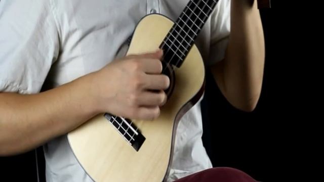 Tauro TR 52C/52T Solid ukulele playing video смотреть онлайн