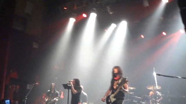 Paradise City - Rata Blanca смотреть онлайн